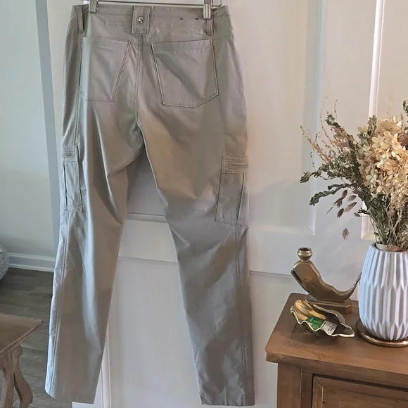 KÜHL Gray Cargo Pants - Picture 13 of 14